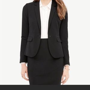 Ann Taylor Black One Button Blazer Sz 2